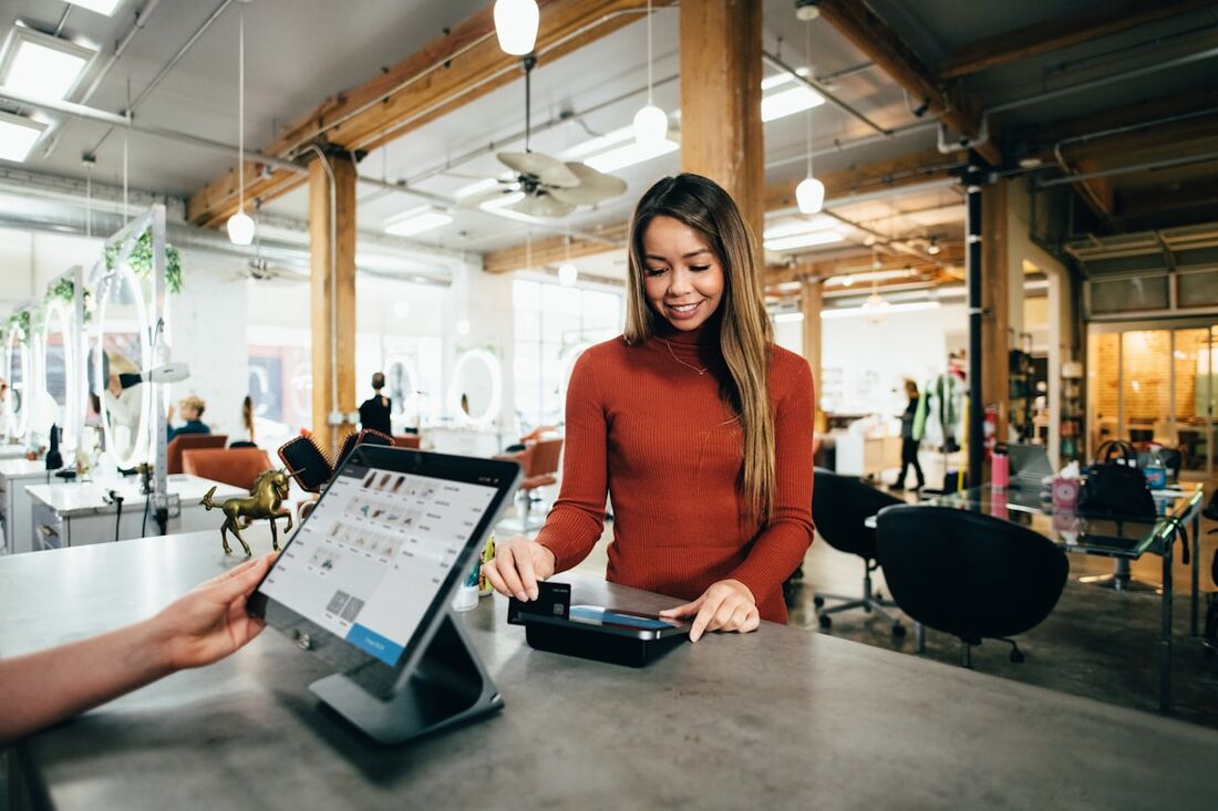 E-Commerce & Retail Distribuido